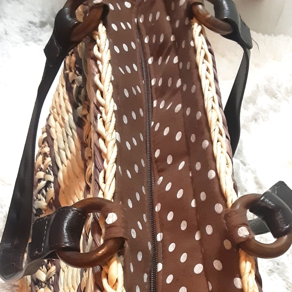 Scala Handcrafted Straw Tote - Picture 6 of 9